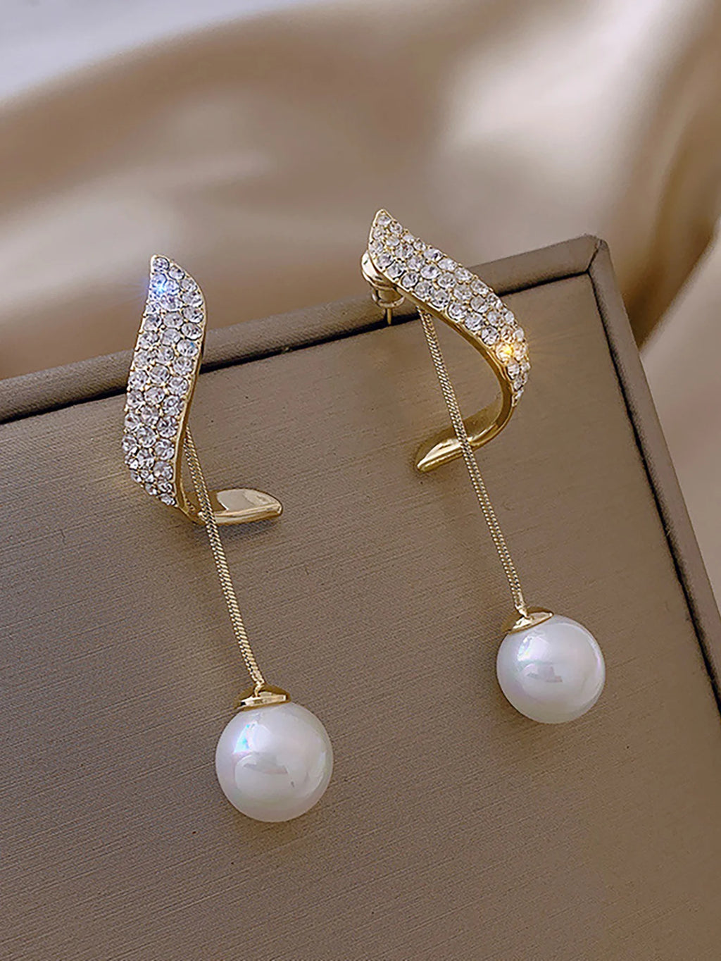 Elegant Pearl Earrings